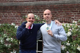 Dubbele triomf: Wouter en Bart liepen een marathon!